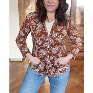 Vintage 70s boho floral blazer or shirt jacket. Casual and cute!